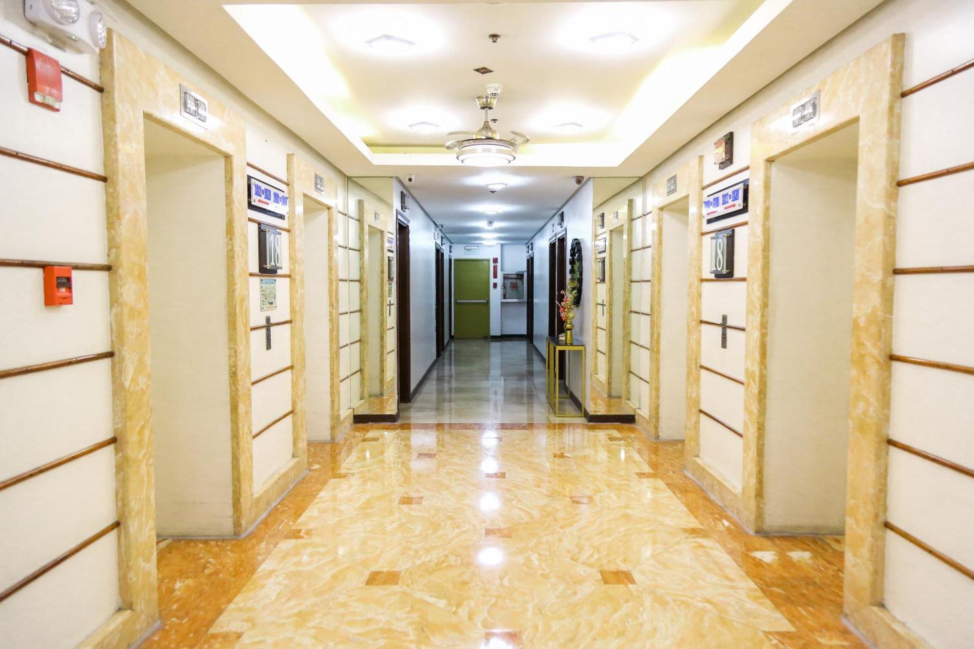 Pacific Bay Grand Suites Manila Esterno foto
